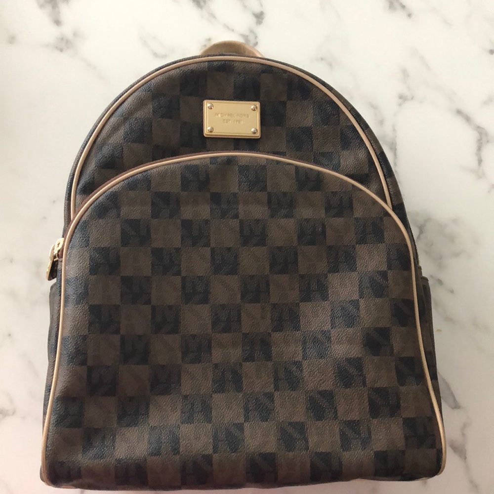 MICHAEL KORS BACKPACK